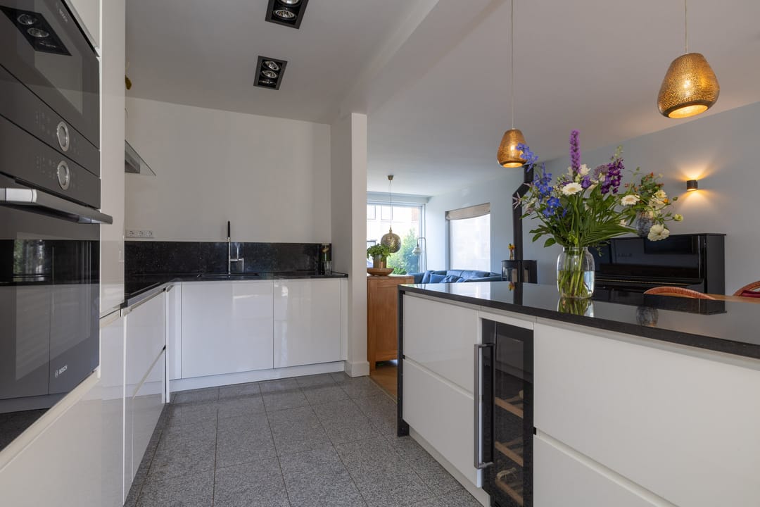 Foto 13 van Van Almondelaan 17