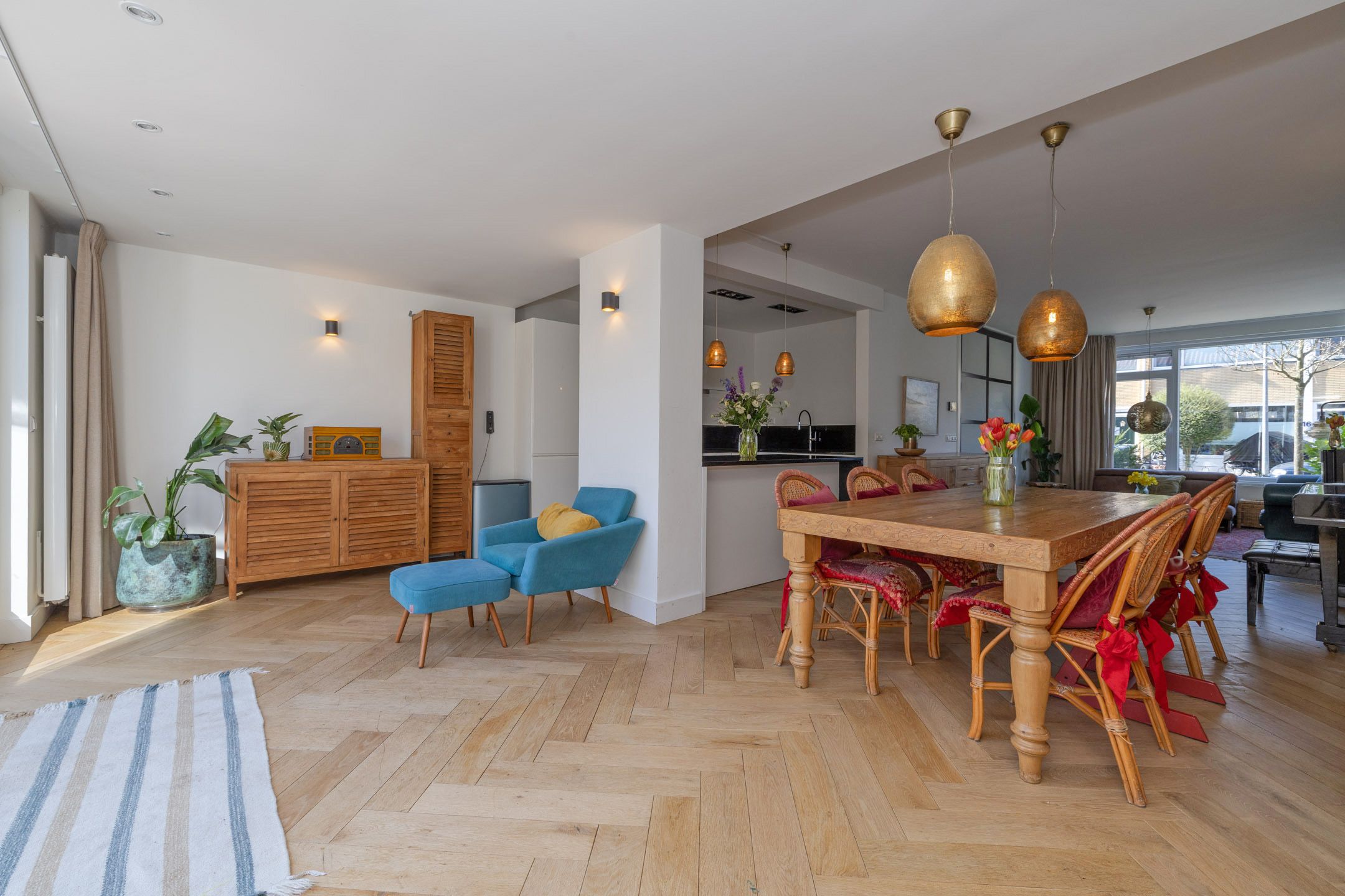 Foto 18 van Van Almondelaan 17