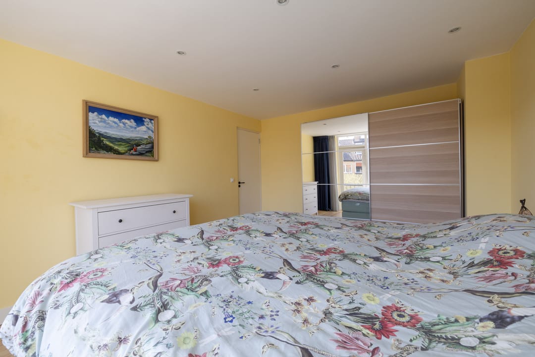 Foto 22 van Van Almondelaan 17