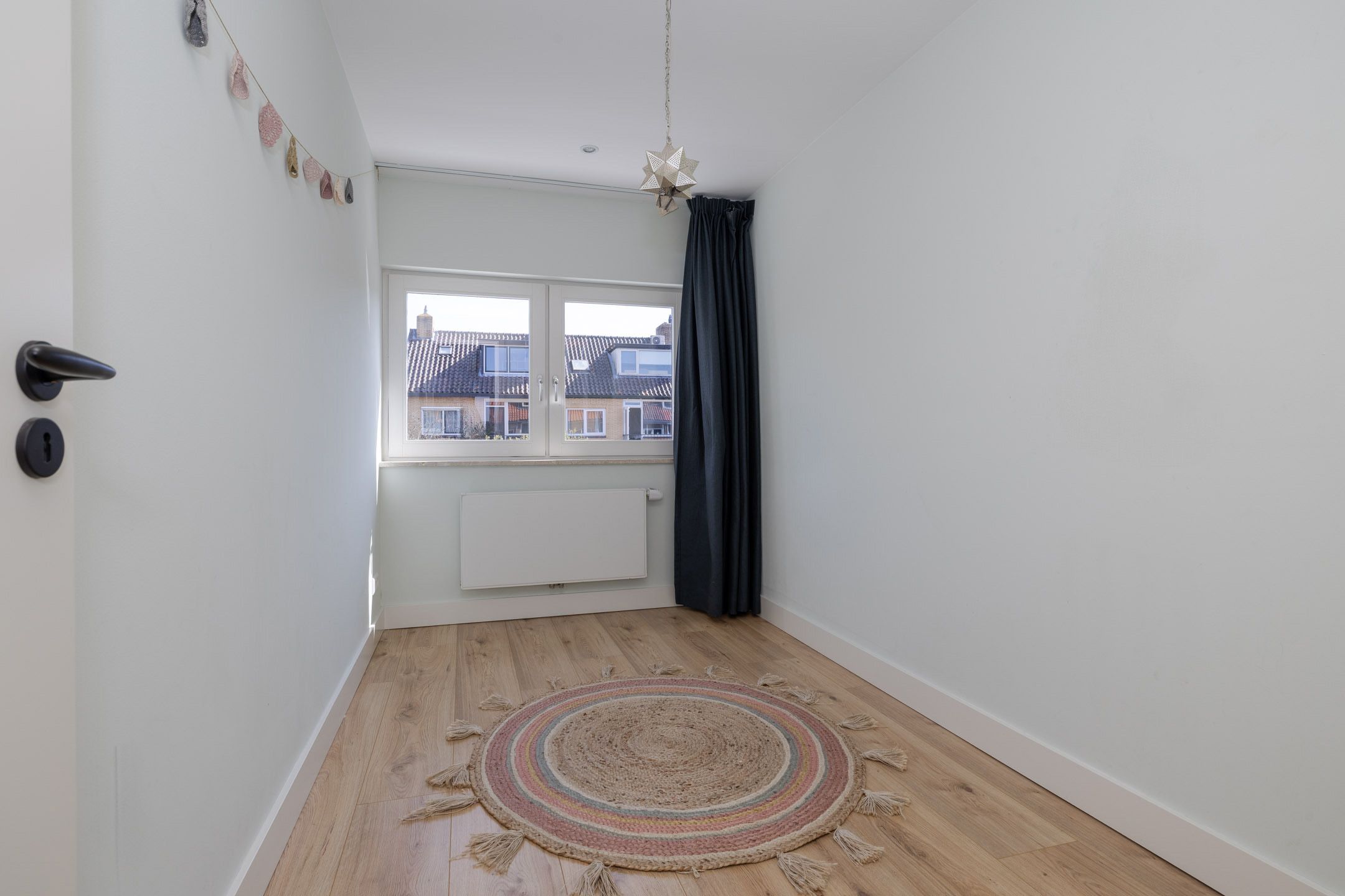 Foto 24 van Van Almondelaan 17