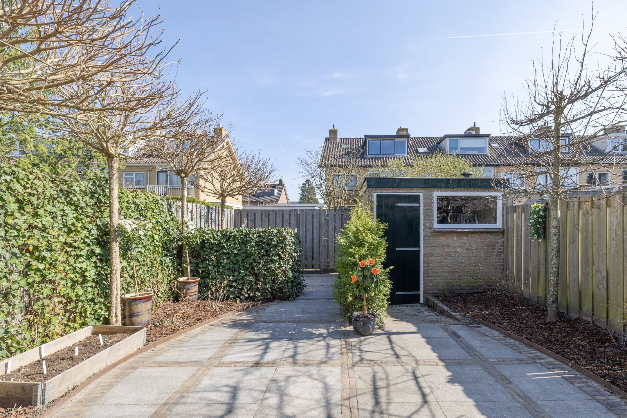 Foto 33 van Van Almondelaan 17