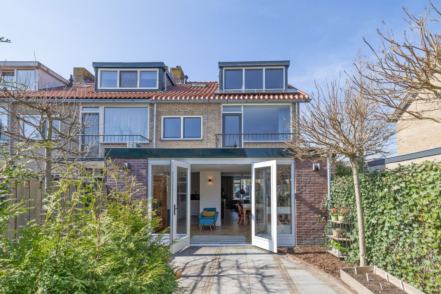 Foto 34 van Van Almondelaan 17