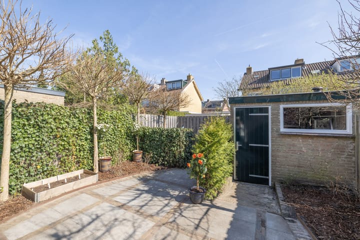 Foto 36 van Van Almondelaan 17