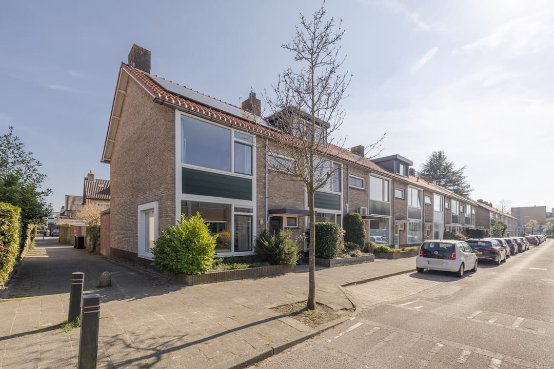 Foto 37 van Van Almondelaan 17