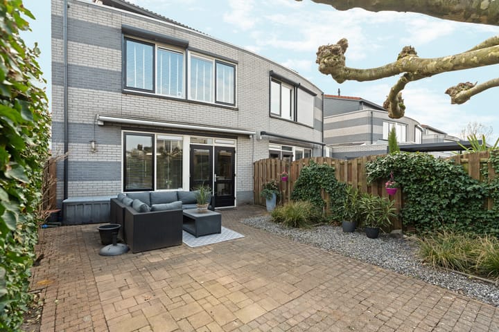 Foto 28 van Albert van Dalsumlaan 4