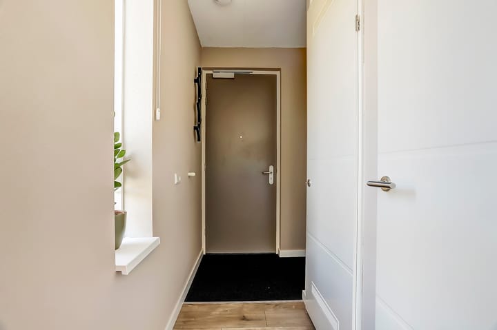 Photo 7 of Koning Willem-Alexanderplein 111