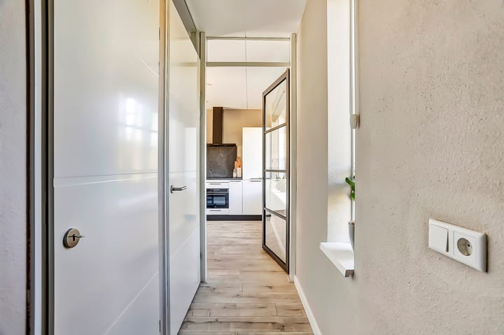 Photo 8 of Koning Willem-Alexanderplein 111