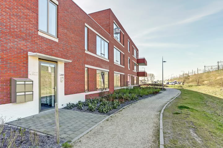 Photo 23 of Koning Willem-Alexanderplein 111