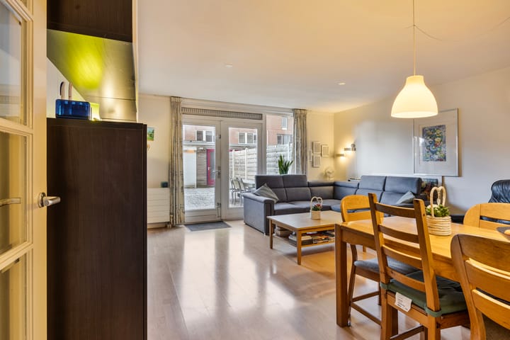 Foto 7 van Jane Austenpad 18