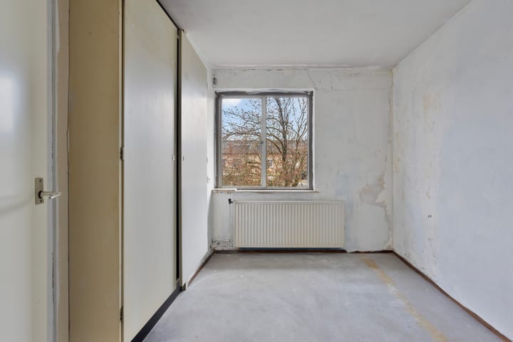 Foto 16 van van Kinsbergenstraat 9