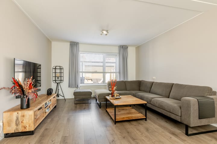 Foto 2 van W de Waalstraat 16