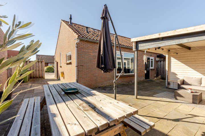 Foto 25 van W de Waalstraat 16