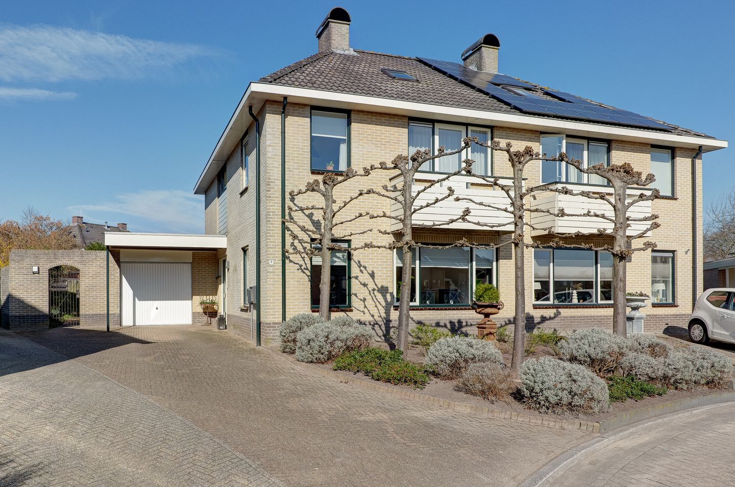 Foto 1 van Jadestoep 9