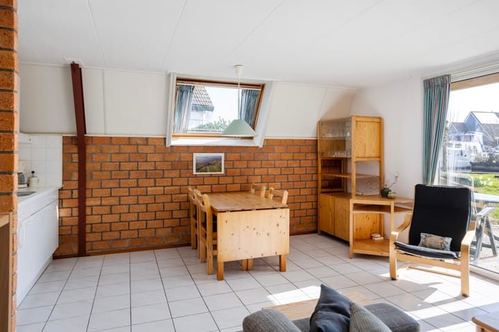 Photo 9 of It String 7-0002