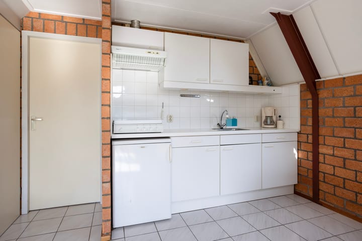 Photo 11 of It String 7-0002