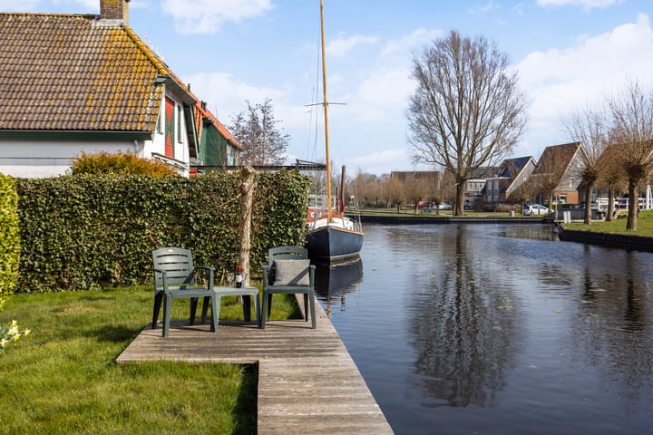 Photo 16 of It String 7-0002