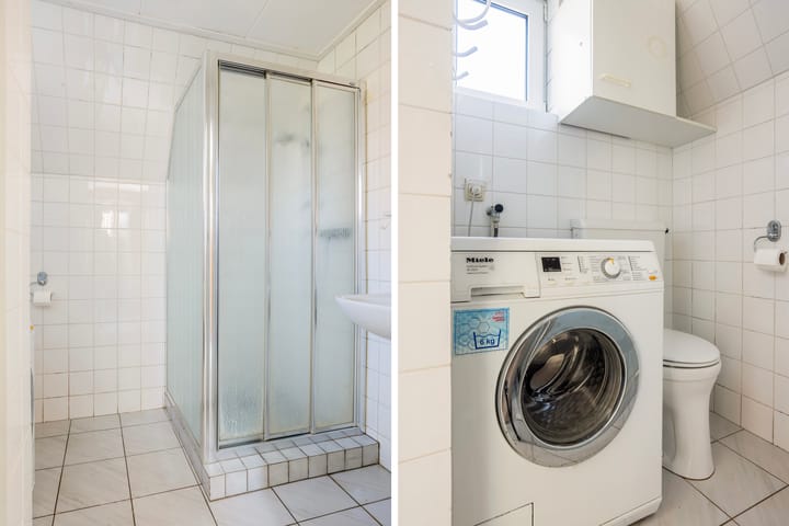 Photo 25 of It String 7-0002