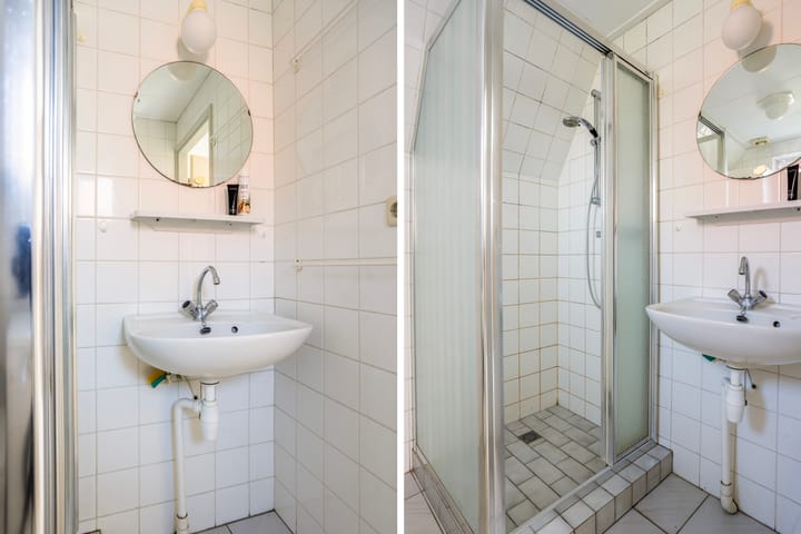 Photo 26 of It String 7-0002