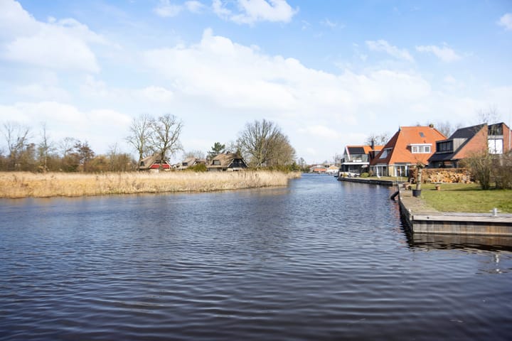 Photo 31 of It String 7-0002