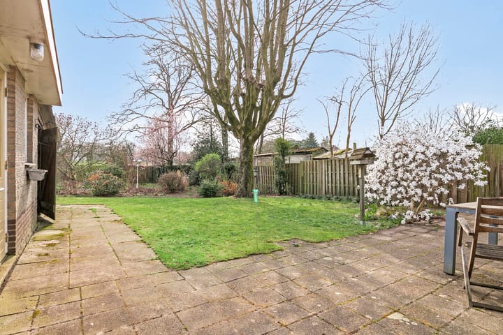 Foto 2 van Bernadettestraat 46