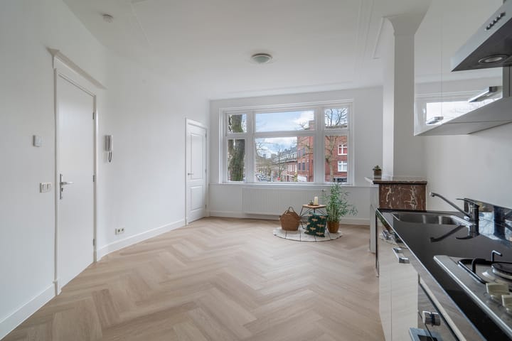 Foto 8 van Van Hoytemastraat 35