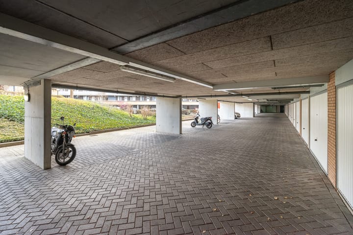 Foto 20 van Naarderstraat 38-B