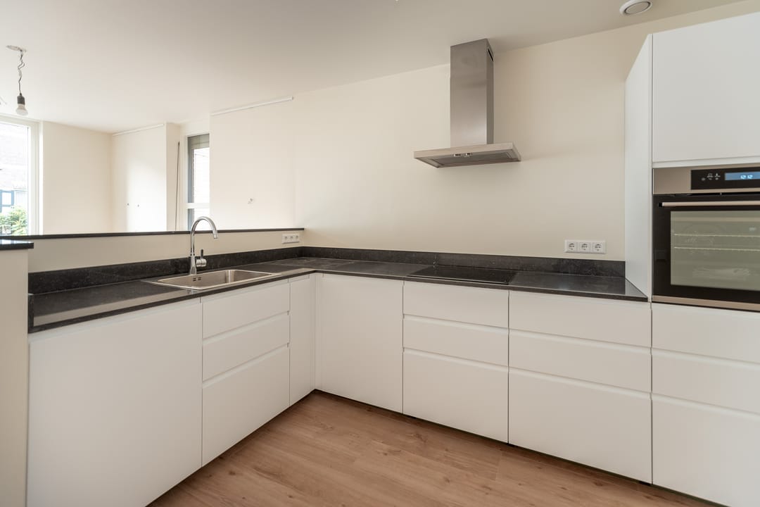 Photo 7 of Naarderstraat 38-B