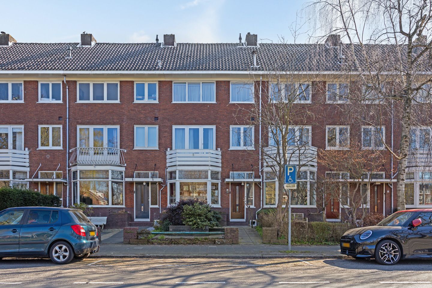 Foto 1 van Van Baerlestraat 64