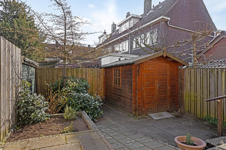 Foto 32 van Van Baerlestraat 64