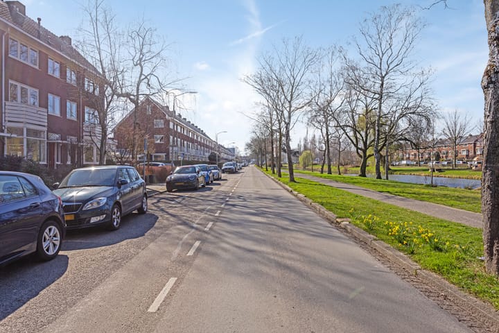 Foto 39 van Van Baerlestraat 64