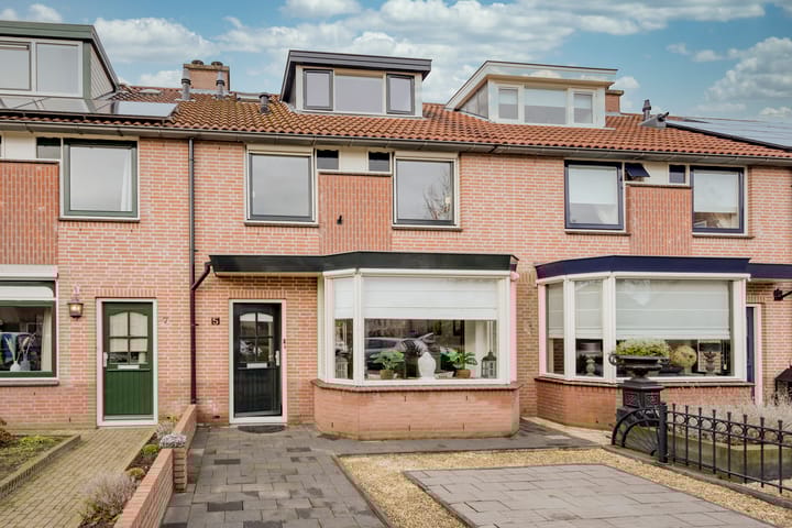 Foto 1 van Meester Folkertsstraat 5