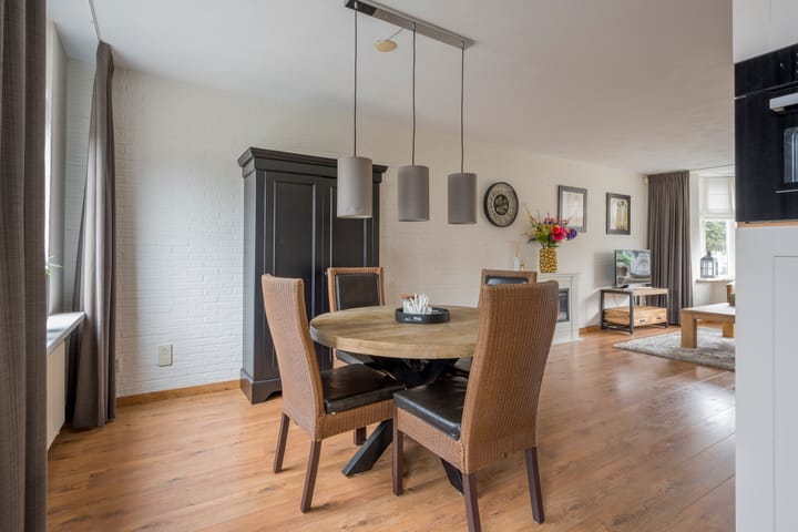 Foto 11 van Meester Folkertsstraat 5