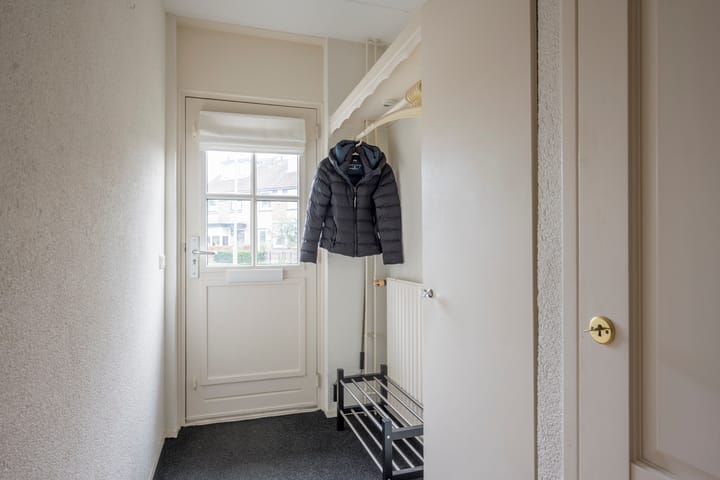 Foto 13 van Meester Folkertsstraat 5