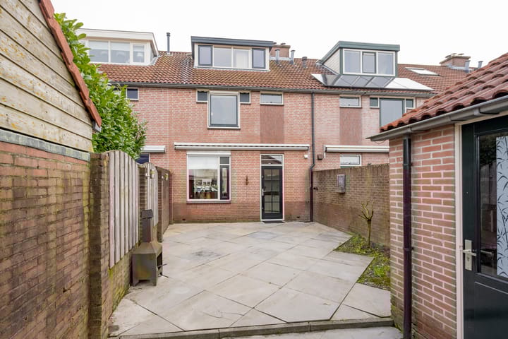 Foto 31 van Meester Folkertsstraat 5