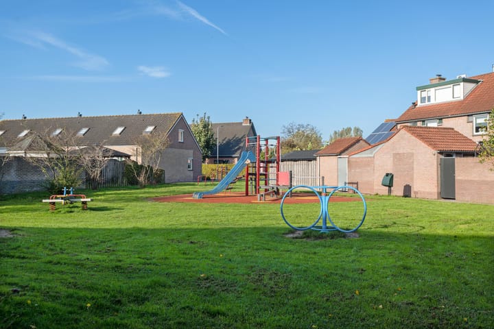 Foto 36 van Meester Folkertsstraat 5