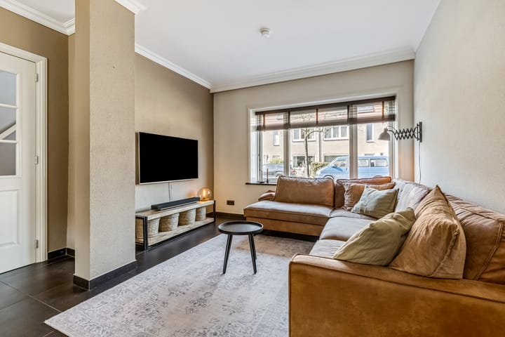 Foto 3 van Borneolaan 21