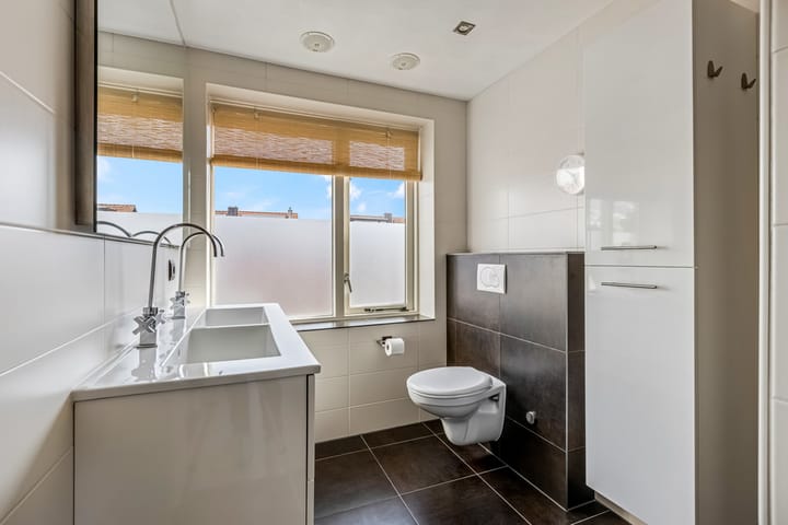 Foto 10 van Borneolaan 21