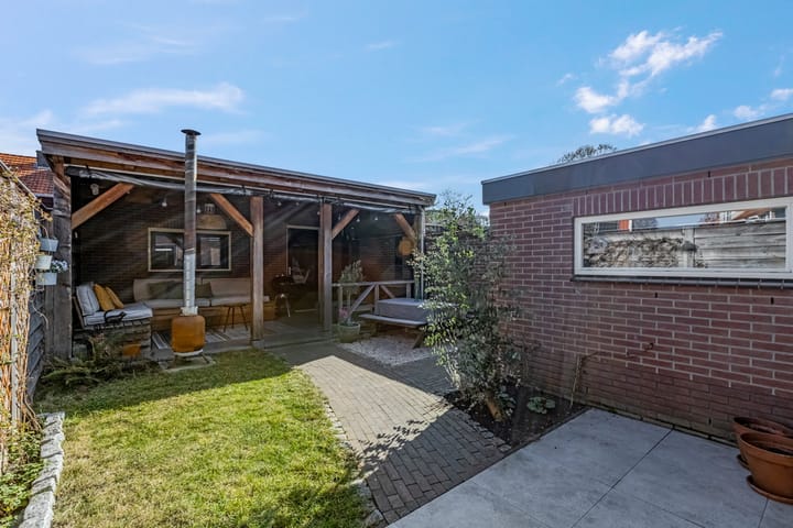 Foto 14 van Borneolaan 21