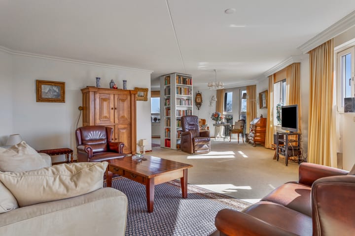 Foto 12 van Marthalaan 3-72