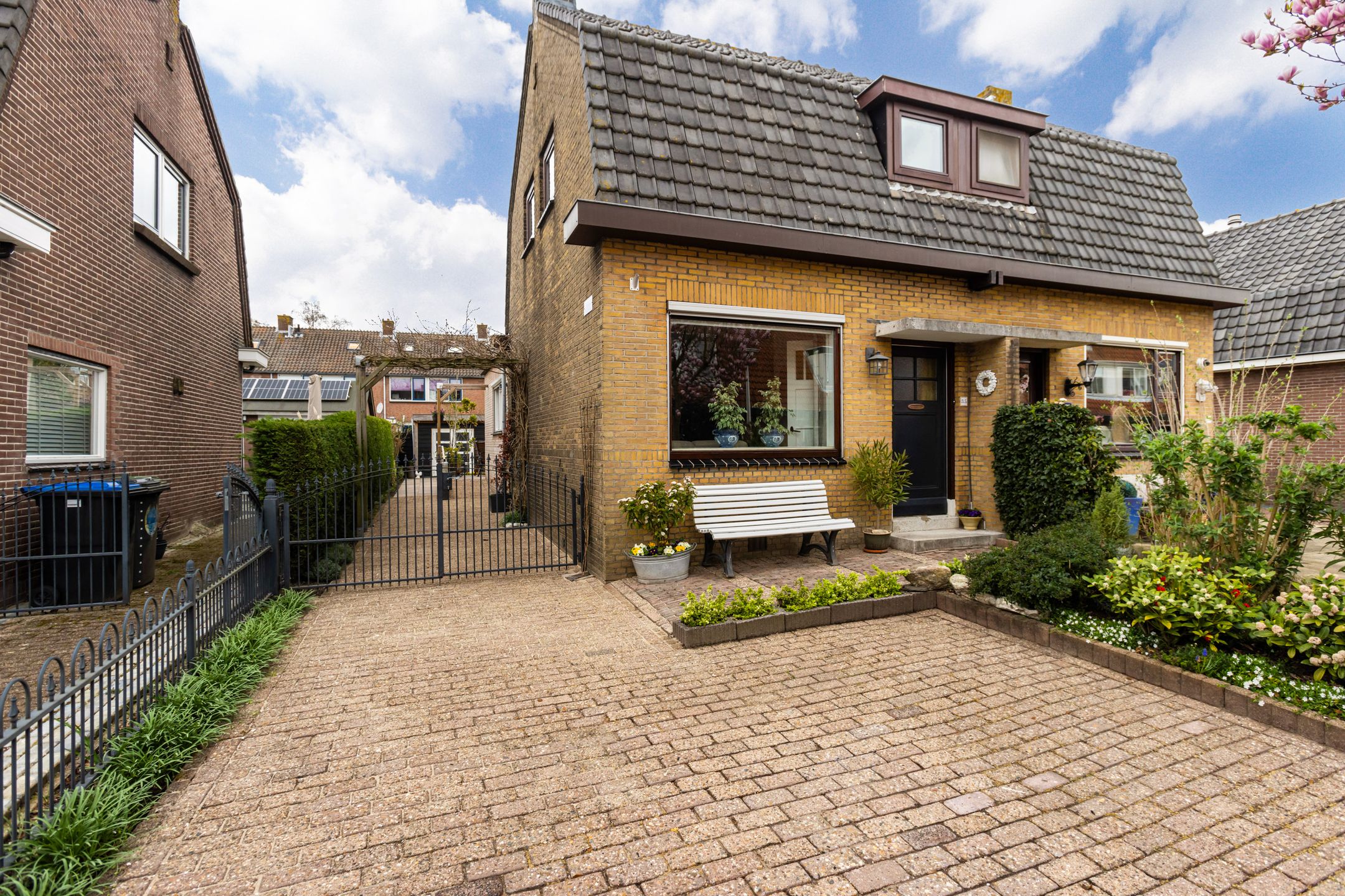 Foto 30 van Schoolstraat 35