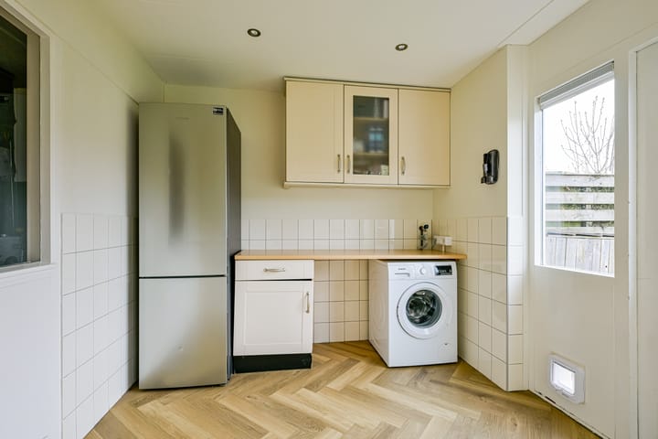 Foto 14 van Jan van der Benstraat 22