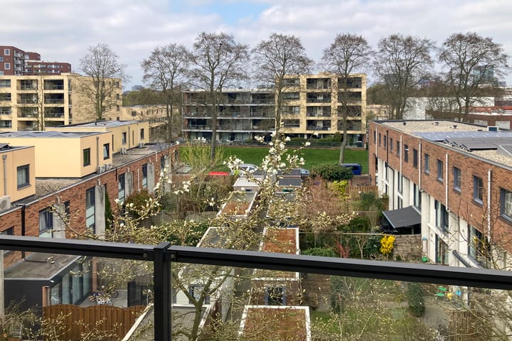 Foto 21 van Maarten Schrijverlaan 47