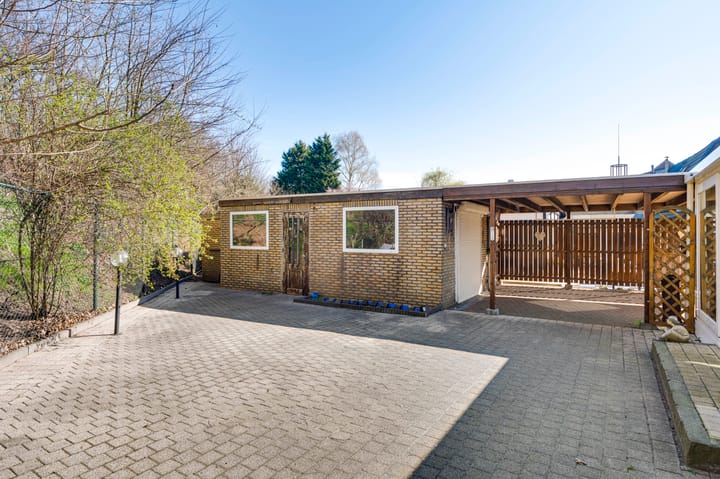 Foto 32 van Maasnielderweg 1