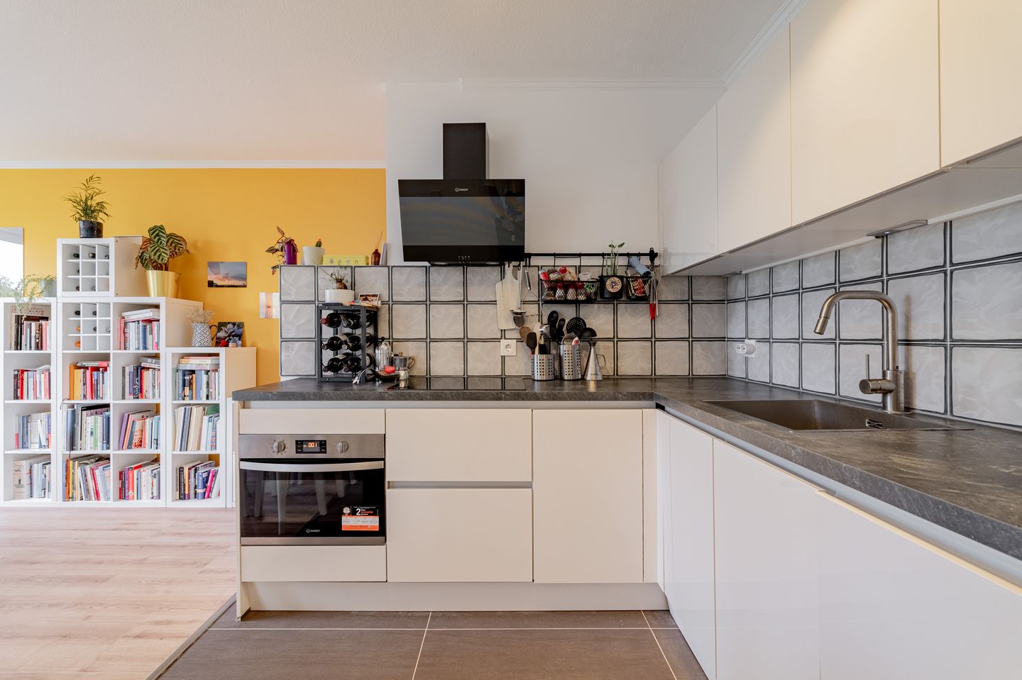 Photo 14 of Logger 85