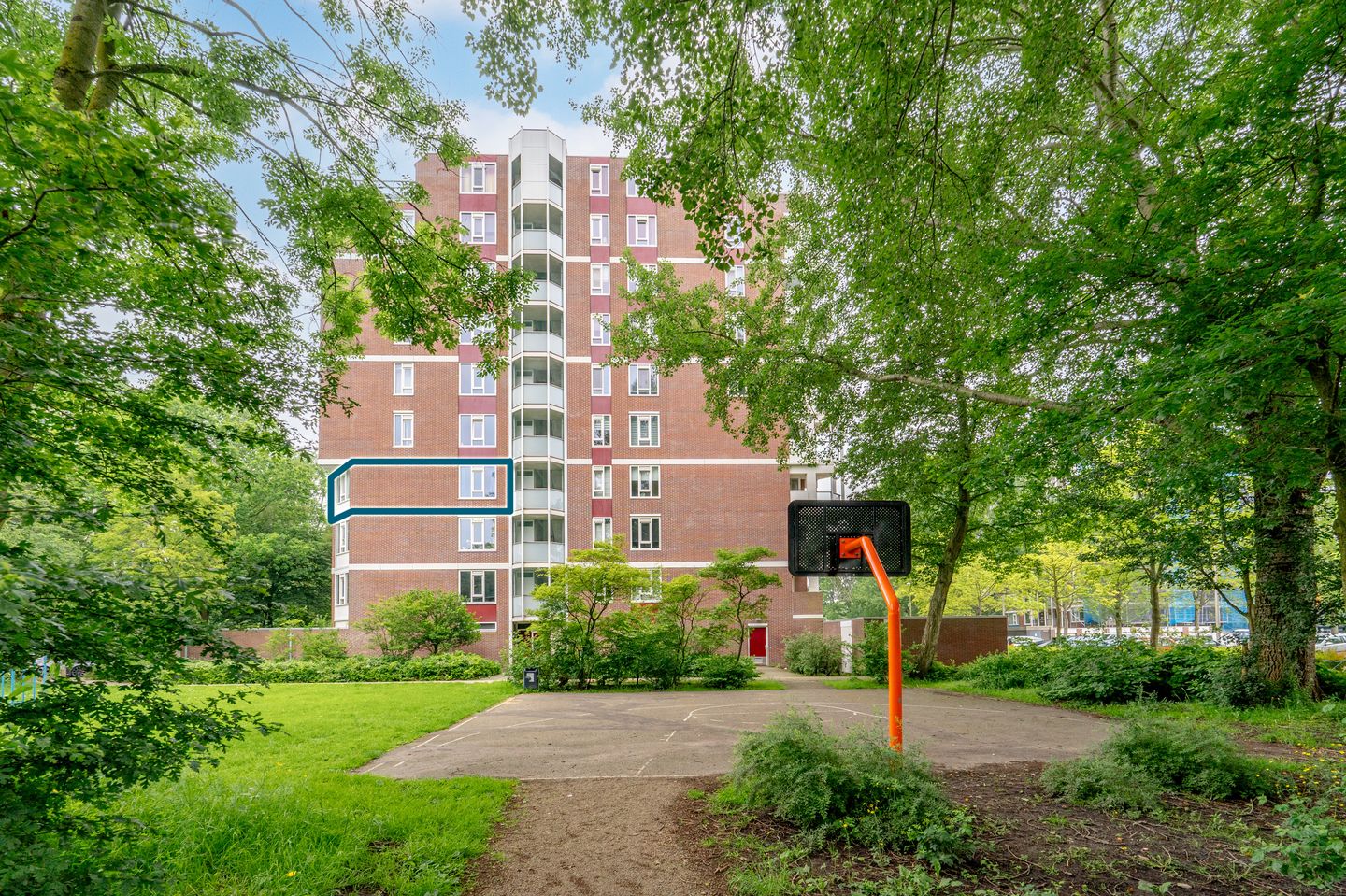 Photo 34 of Logger 85