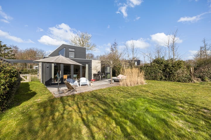 Foto 1 van Klepperstee-Wilg 4