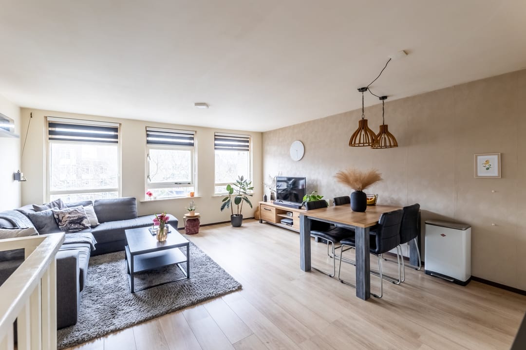 Photo 1 of Dokter Stavermanstraat 45-A