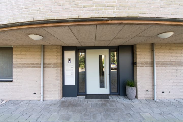 Photo 10 of Tilburgseweg 193-12