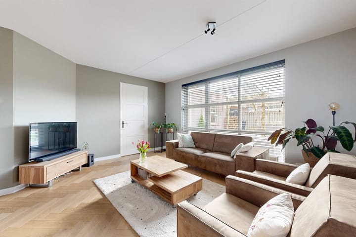 Foto 16 van Tennislaan 11