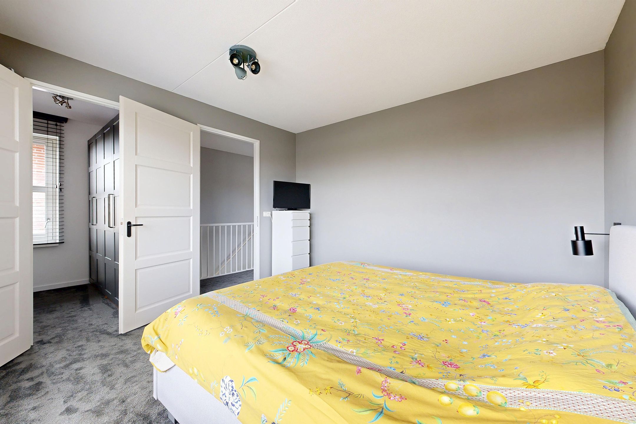 Foto 48 van Tennislaan 11